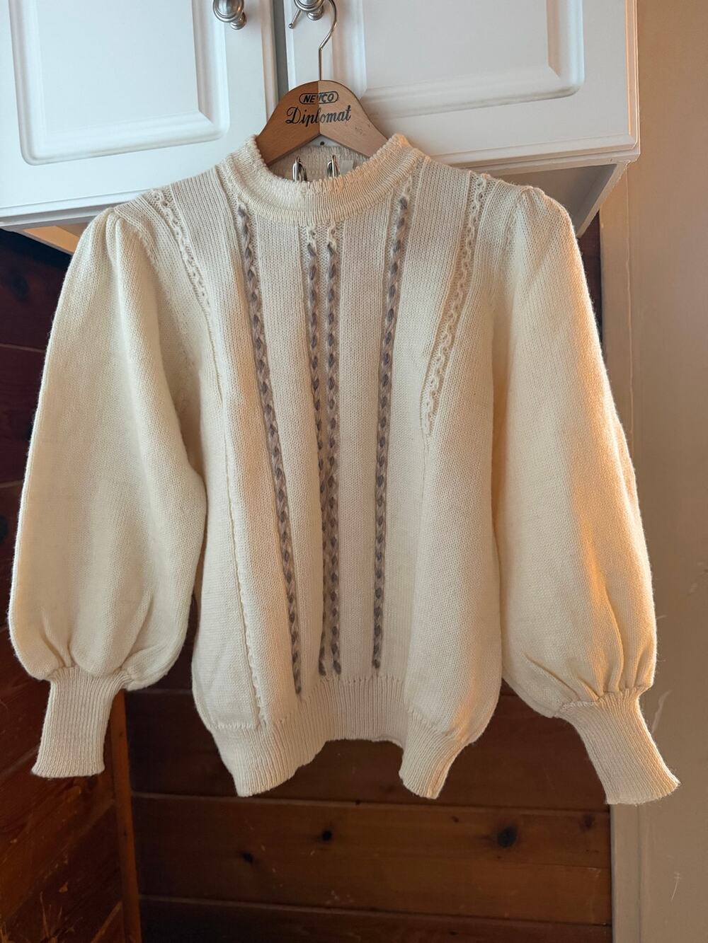 Vintage Welsh Country Knitwear Cream Wool Balloon Sleeve Sweater ~ M